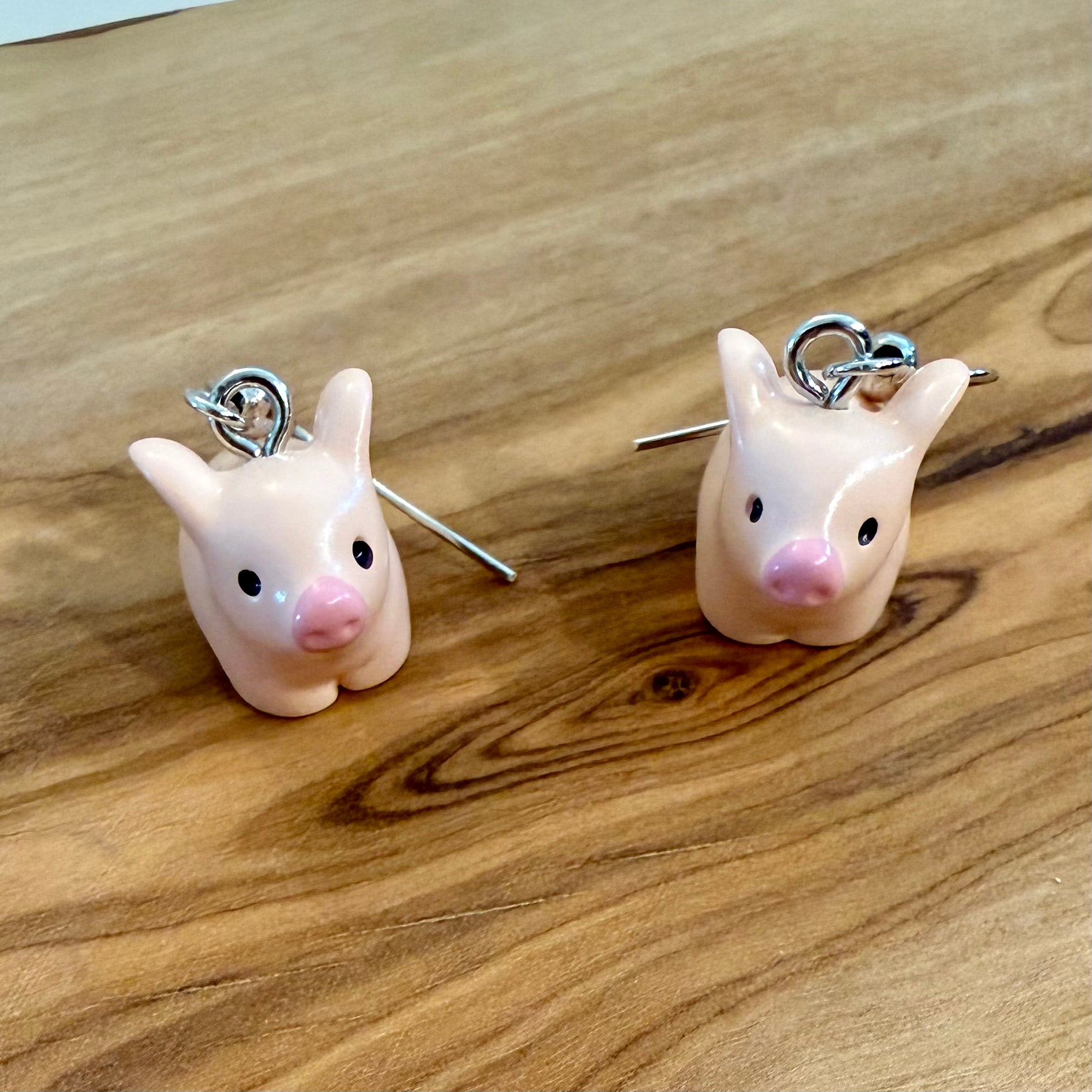 Piggie Earring