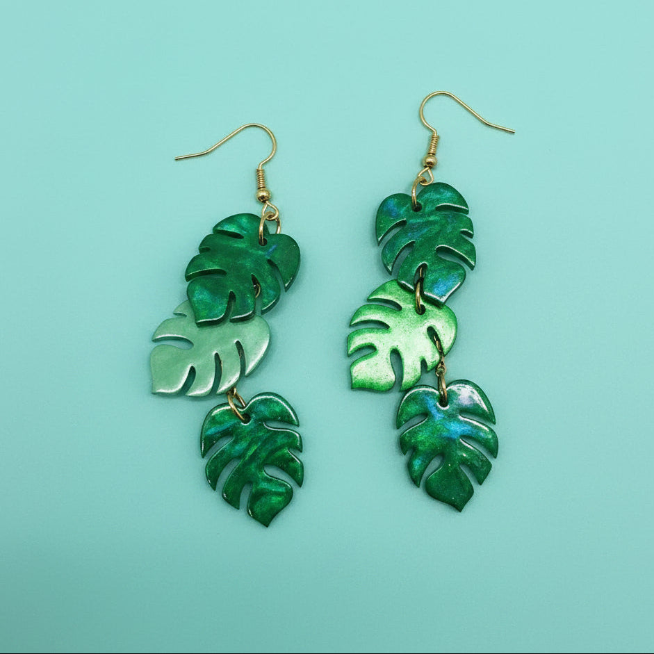 Tropical Leaf Dangle
