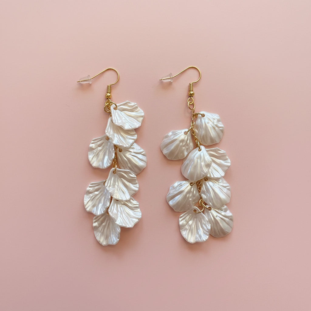 Pearly Dangle Earring